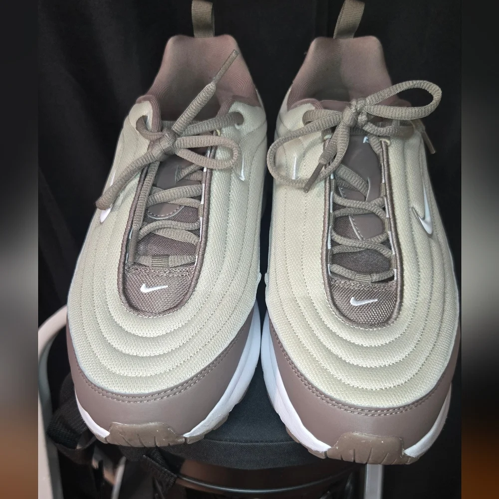 Nike Air Max Portal... Taupe and Beige Sneakers - Picture 3 of 5